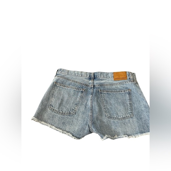 Denim Forum Blue Jean Shorts with Frayed Hem and Relaxed Fit - Picture 2 of 4